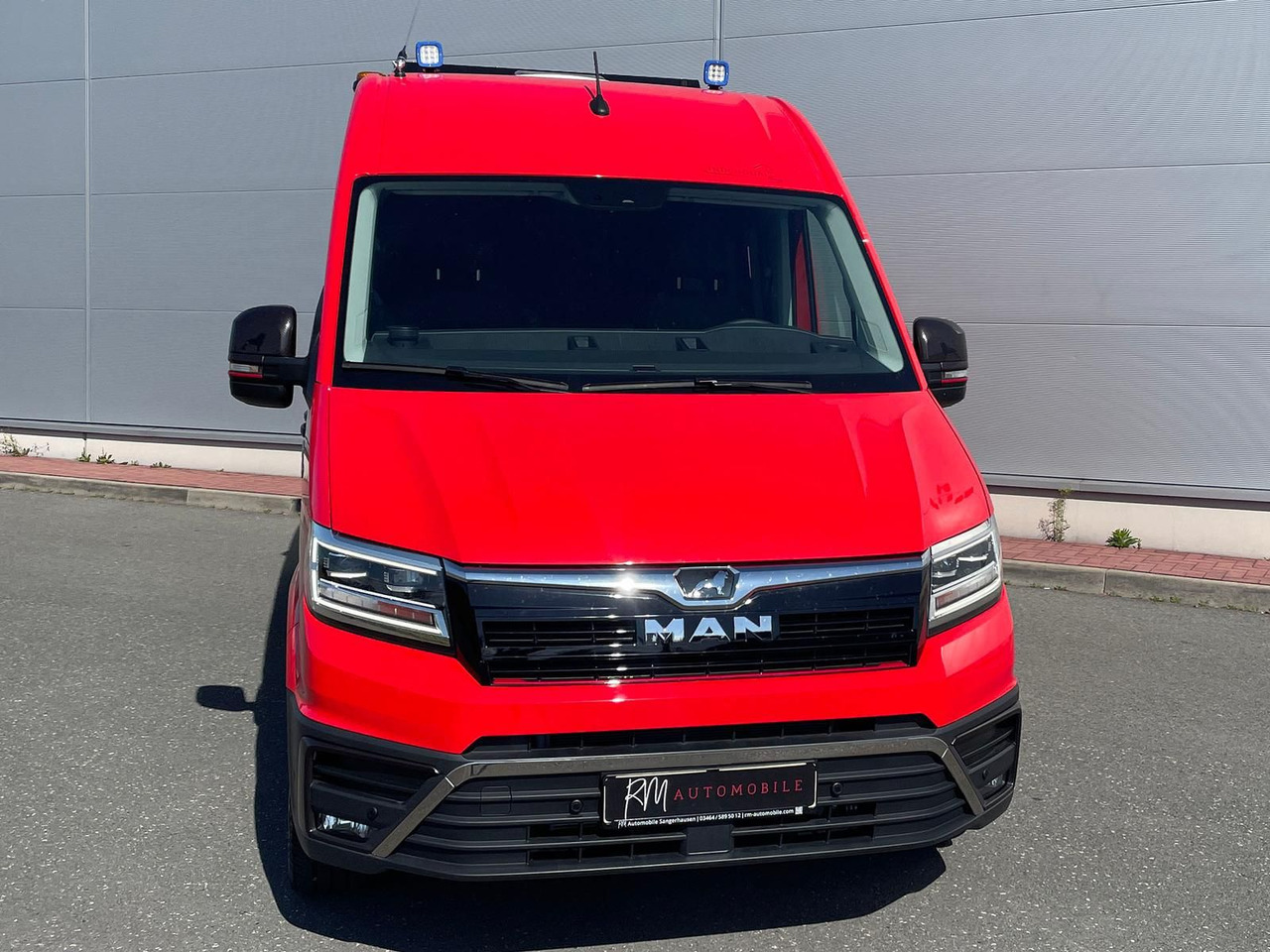 MAN TGE 3.180 L3H3 Individual S BF3+ BEGLEITFAHRZEUG - Passenger van: picture 3 MAN TGE 3.180 L3H3 Individual S BF3+ BEGLEITFAHRZEUG - Passenger van: picture 3