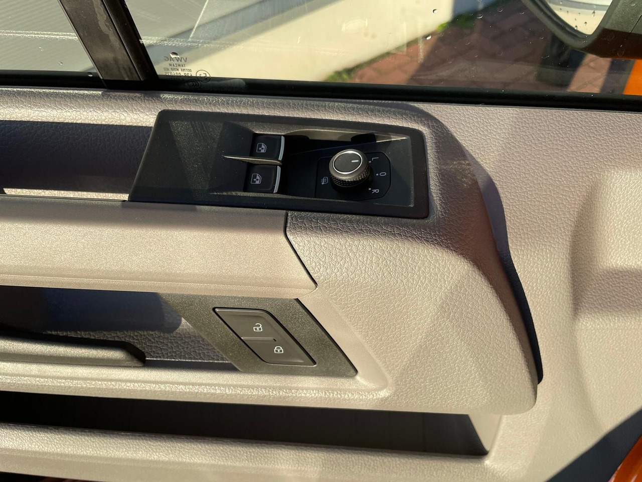 Car MAN TGE 3.180 Pritsche DOKA LR 4x4 ACC LED SHZ Diff.: picture 27