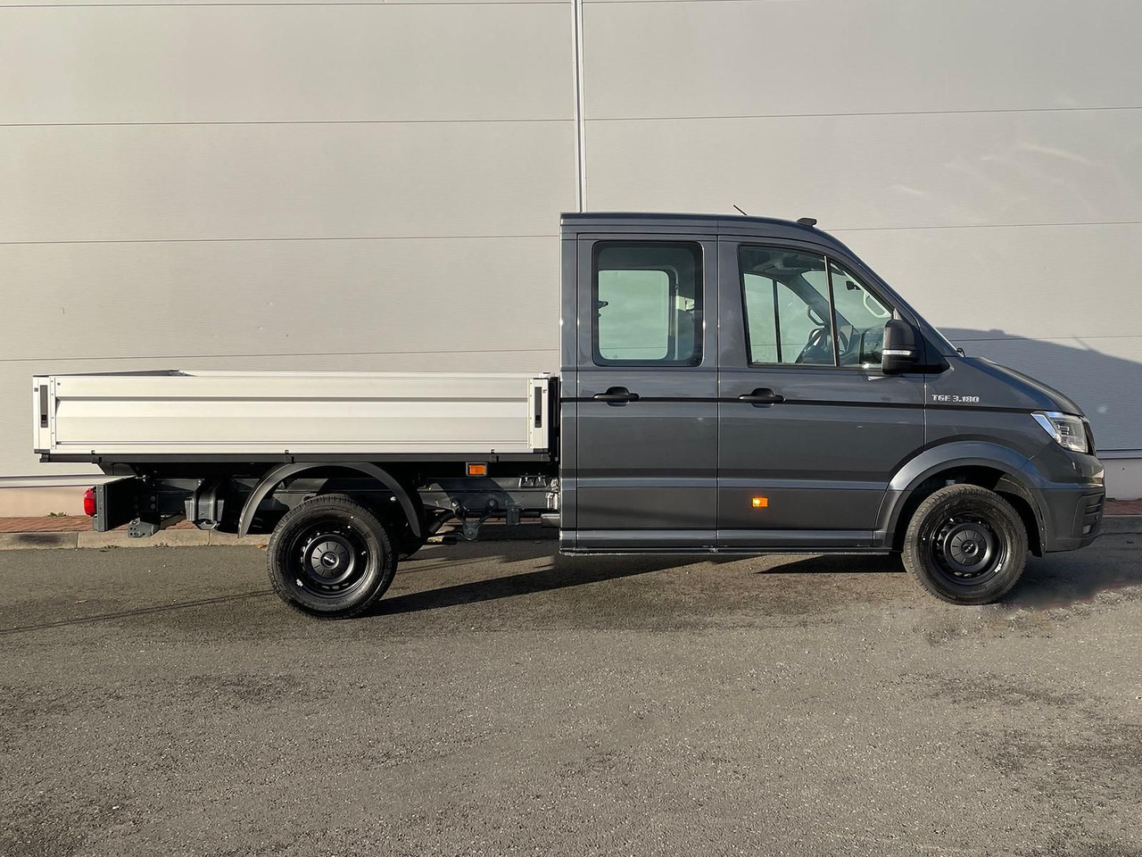 MAN TGE 3.180 Pritsche DOKA MR STANDHZ AHK KAMERA - Open body delivery van, Combi van: picture 5 MAN TGE 3.180 Pritsche DOKA MR STANDHZ AHK KAMERA - Open body delivery van, Combi van: picture 5