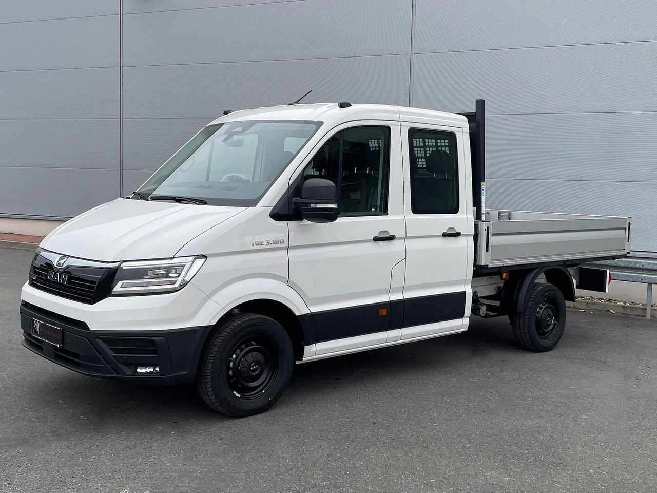 MAN TGE 3.180 Pritsche DOKA MR STANDHZ AHK TEMP - Car: picture 1 MAN TGE 3.180 Pritsche DOKA MR STANDHZ AHK TEMP - Car: picture 1
