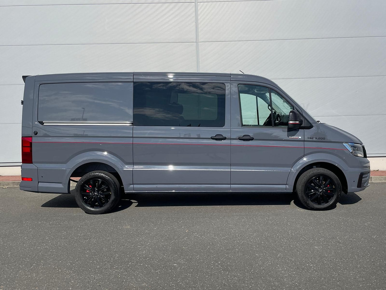 MAN TGE 3.200 L3H2 MIXTO 4x4 Individual S ACC STANDH - Panel van, Combi van: picture 5 MAN TGE 3.200 L3H2 MIXTO 4x4 Individual S ACC STANDH - Panel van, Combi van: picture 5