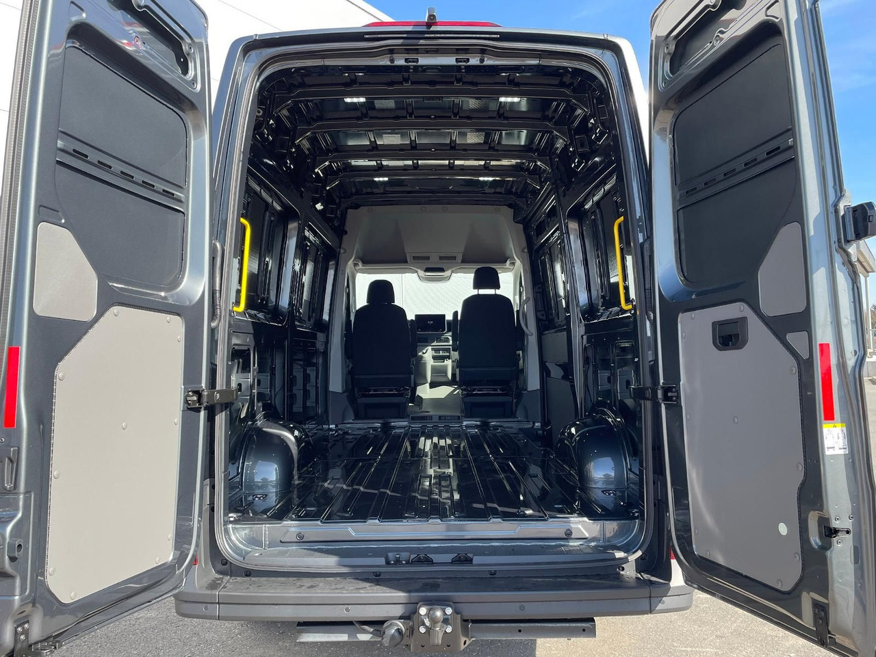 Car MAN TGE 3.200 L3H3 Kasten 4x4 CAMPER DREHSITZE AHK: picture 27