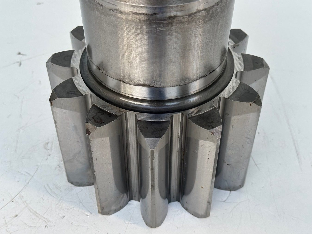 Swing motor for Crawler excavator Liebherr Abtriebswelle ID-Nr.90208977.  SAT325A296.  R934-1550, R938-1650,  R945-1866.   #90208977.12#: picture 7