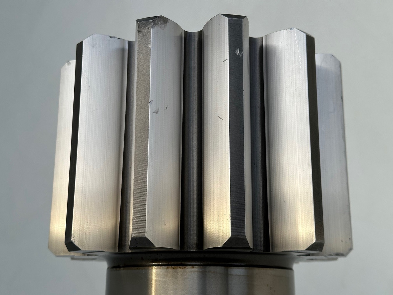 Gearbox and parts for Construction machinery Liebherr Abtriebswelle ID-Nr.932919701.  SAT350/208 - SAT350/252.   A954B, A954C, LH80 C, LH80 M, R954CG, E954, EP954, ER954, P954C, P954E, R954B, R954C.  #932919701.27.12#: picture 14