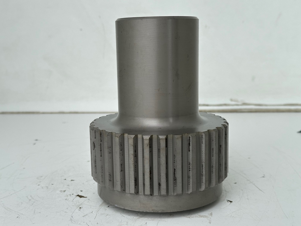 Liebherr Lamellenträger ID-Nr.90218052. FAT500F522, FAT500F528, FAT500F529, FAT500F559. PR73605, PR7363, PR7364. #90218052.01# - Final drive for Construction machinery: picture 1 Liebherr Lamellenträger ID-Nr.90218052. FAT500F522, FAT500F528, FAT500F529, FAT500F559. PR73605, PR7363, PR7364. #90218052.01# - Final drive for Construction machinery: picture 1