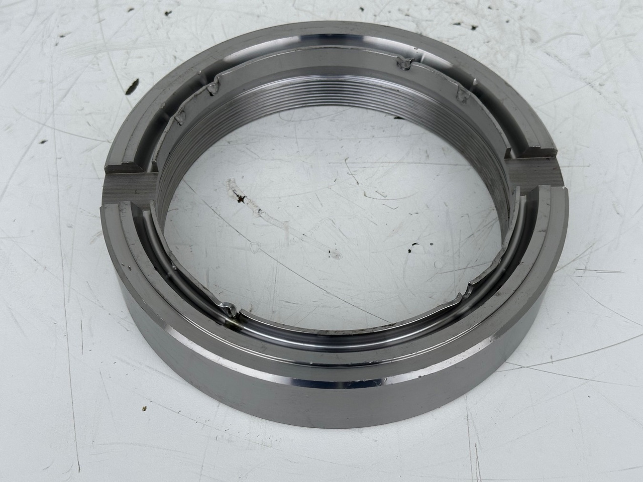 Liebherr Nutmutter ID-Nr.9443117 - ID-Nr.944311703. LH110,A974,LOS974,P974,P976,R974,R976,R980,P994,P995,R944,R995. #944311703.27.12.01# - Gearbox for Construction machinery: picture 1 Liebherr Nutmutter ID-Nr.9443117 - ID-Nr.944311703. LH110,A974,LOS974,P974,P976,R974,R976,R980,P994,P995,R944,R995. #944311703.27.12.01# - Gearbox for Construction machinery: picture 1