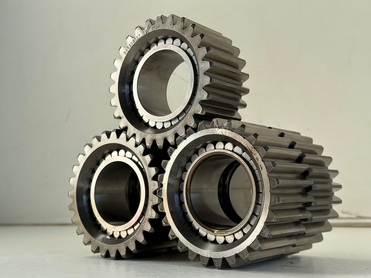 Liebherr Planetenrad ID-Nr.9443004 - ID-Nr.944300403. FAT400-FAT400/018-FAT400P018-FAT400P063-FAT400P073-FAT400P092. R934 IND,R906,R914,R916,R922,R924,R932,R934,R936,R942,R944. #944300503.18.12# - Final drive for Crawler excavator: picture 2 Liebherr Planetenrad ID-Nr.9443004 - ID-Nr.944300403. FAT400-FAT400/018-FAT400P018-FAT400P063-FAT400P073-FAT400P092. R934 IND,R906,R914,R916,R922,R924,R932,R934,R936,R942,R944. #944300503.18.12# - Final drive for Crawler excavator: picture 2