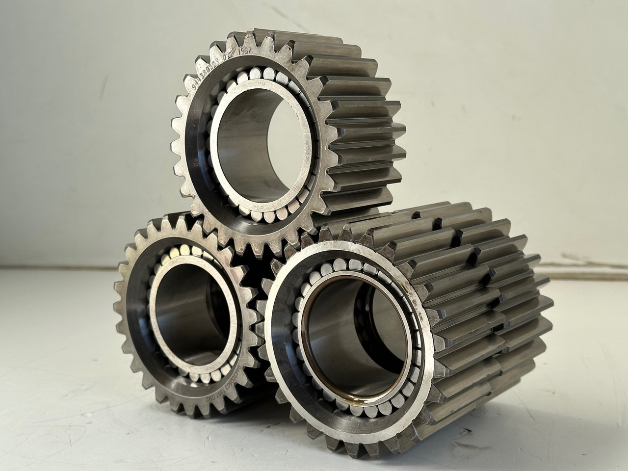 Liebherr Planetenrad ID-Nr.9443004 - ID-Nr.944300403. FAT400-FAT400/018-FAT400P018-FAT400P063-FAT400P073-FAT400P092. R934 IND,R906,R914,R916,R922,R924,R932,R934,R936,R942,R944. #944300503.18.12# - Final drive for Crawler excavator: picture 1 Liebherr Planetenrad ID-Nr.9443004 - ID-Nr.944300403. FAT400-FAT400/018-FAT400P018-FAT400P063-FAT400P073-FAT400P092. R934 IND,R906,R914,R916,R922,R924,R932,R934,R936,R942,R944. #944300503.18.12# - Final drive for Crawler excavator: picture 1