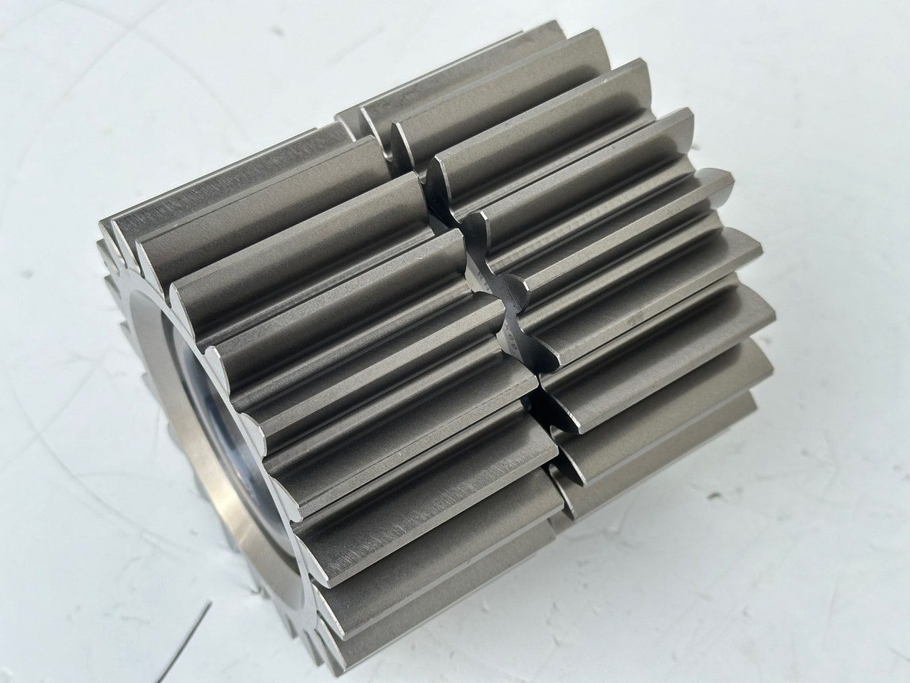 Final drive for Crawler excavator Liebherr Planetenrad mit Zylinderrollenlager ID-Nr.969490401-ID-Nr.10168338. FAT355P076-FAT355P077-FAT355P120. LH26,LH30C,LH40C,ER934,LO1916,LO1926,LOS916,LOS926,R906,R906 PROTO,R916,R920,R922,R924,R: picture 7 Final drive for Crawler excavator Liebherr Planetenrad mit Zylinderrollenlager ID-Nr.969490401-ID-Nr.10168338. FAT355P076-FAT355P077-FAT355P120. LH26,LH30C,LH40C,ER934,LO1916,LO1926,LOS916,LOS926,R906,R906 PROTO,R916,R920,R922,R924,R: picture 7