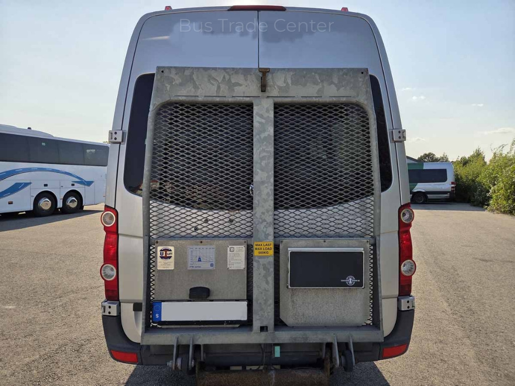 VOLKSWAGEN Crafter 50 LR // 2 units with lift - Minibus, Passenger van: picture 3 VOLKSWAGEN Crafter 50 LR // 2 units with lift - Minibus, Passenger van: picture 3