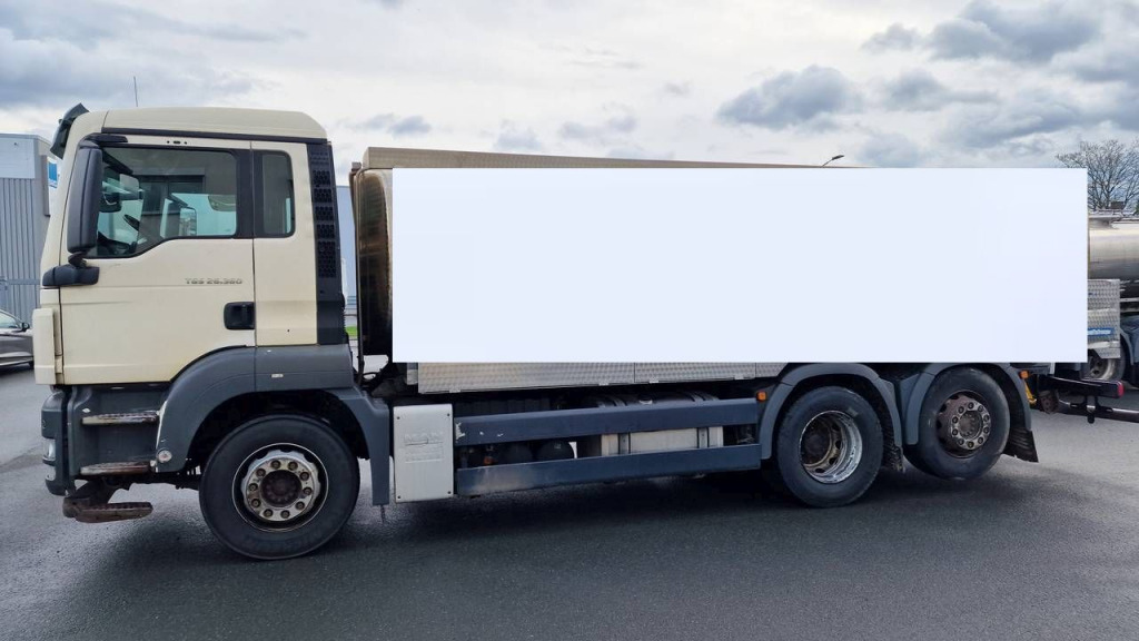 MAN TGS 26.360 6x2 (Nr. 5450) - Cab chassis truck: picture 4 MAN TGS 26.360 6x2 (Nr. 5450) - Cab chassis truck: picture 4