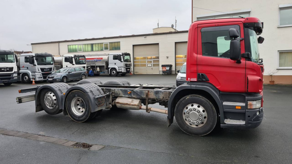 Scania P 400 6x2 RECHTSLENKER(Nr. 5018) - Cab chassis truck: picture 1 Scania P 400 6x2 RECHTSLENKER(Nr. 5018) - Cab chassis truck: picture 1