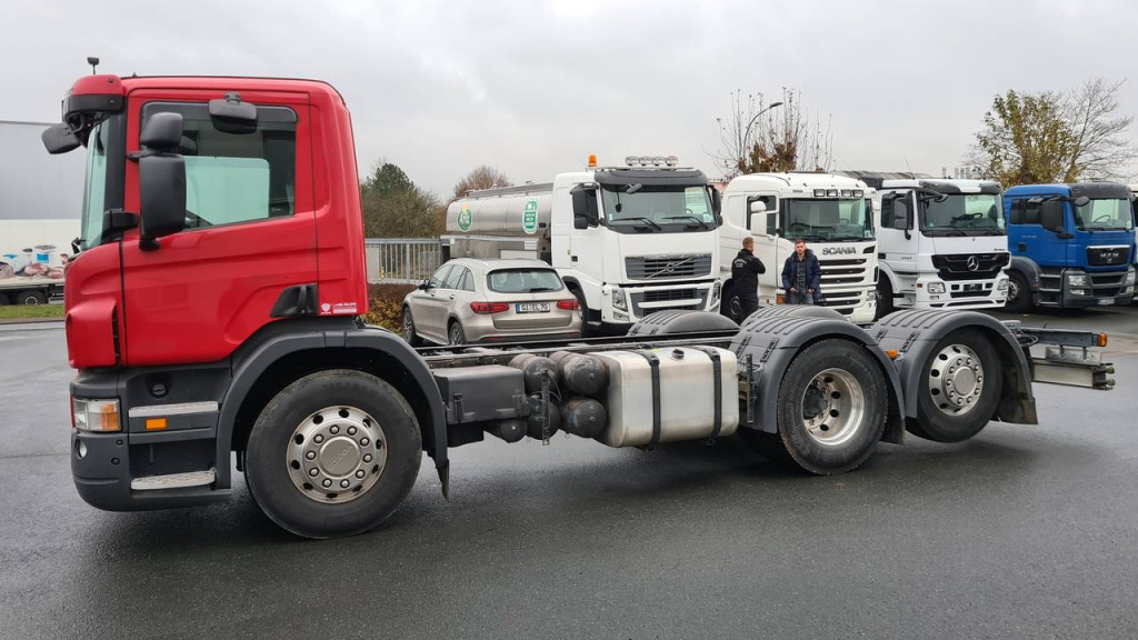 Scania P 400 6x2 RECHTSLENKER(Nr. 5018) - Cab chassis truck: picture 3 Scania P 400 6x2 RECHTSLENKER(Nr. 5018) - Cab chassis truck: picture 3