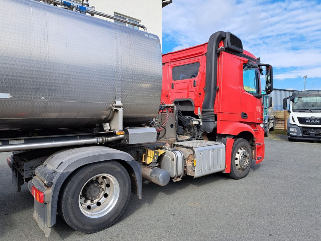 Mercedes Benz Actros 1840 4x2 (Nr. 5831) - Tractor unit: picture 5 Mercedes Benz Actros 1840 4x2 (Nr. 5831) - Tractor unit: picture 5