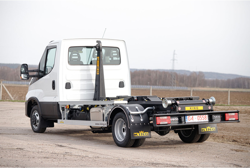 Iveco Daily 70C18 - Hook lift truck: picture 1 Iveco Daily 70C18 - Hook lift truck: picture 1
