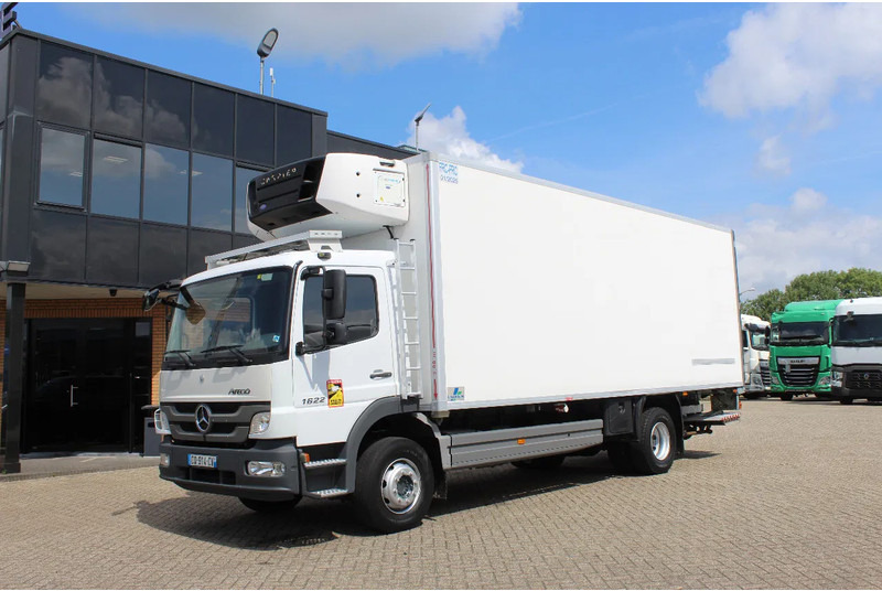 Mercedes-Benz 1622 * MANUAL * EURO5 EEV * 4X2 * CARRIER SUPRA 950 MT * - Refrigerator truck: picture 1 Mercedes-Benz 1622 * MANUAL * EURO5 EEV * 4X2 * CARRIER SUPRA 950 MT * - Refrigerator truck: picture 1
