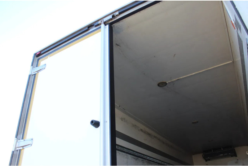 Refrigerator truck Renault Midlum 270 * EURO5 * 4X2 * CARRIER SUPRA 950 MT *: picture 9 Refrigerator truck Renault Midlum 270 * EURO5 * 4X2 * CARRIER SUPRA 950 MT *: picture 9