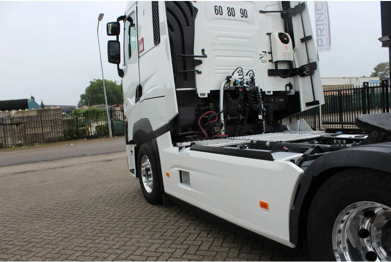 Renault T520 * Retarder * 4x2 * Full Option * - Tractor unit: picture 5 Renault T520 * Retarder * 4x2 * Full Option * - Tractor unit: picture 5