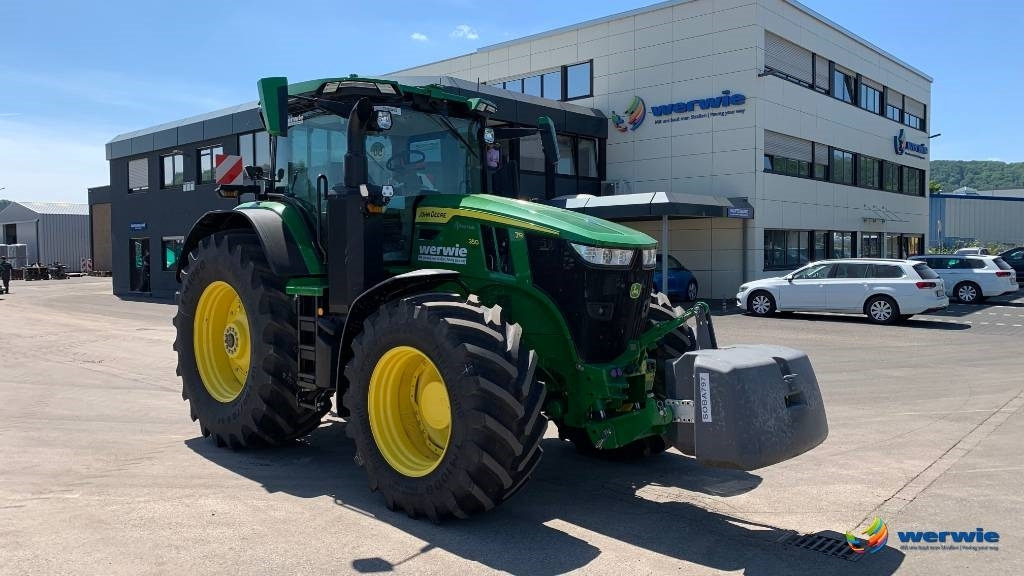 John Deere 7R 350 - Farm tractor: picture 2 John Deere 7R 350 - Farm tractor: picture 2