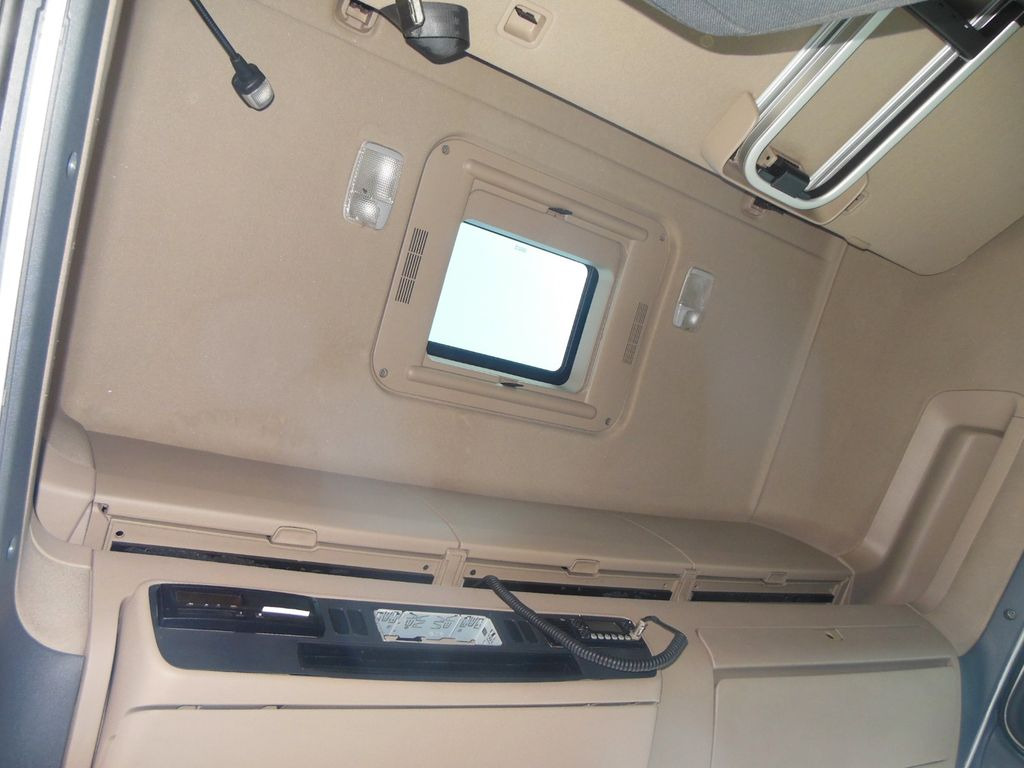 Curtainsider truck Scania R410, JUMBOZUG 120M3, RETARDER, TOP STAND!!: picture 14 Curtainsider truck Scania R410, JUMBOZUG 120M3, RETARDER, TOP STAND!!: picture 14