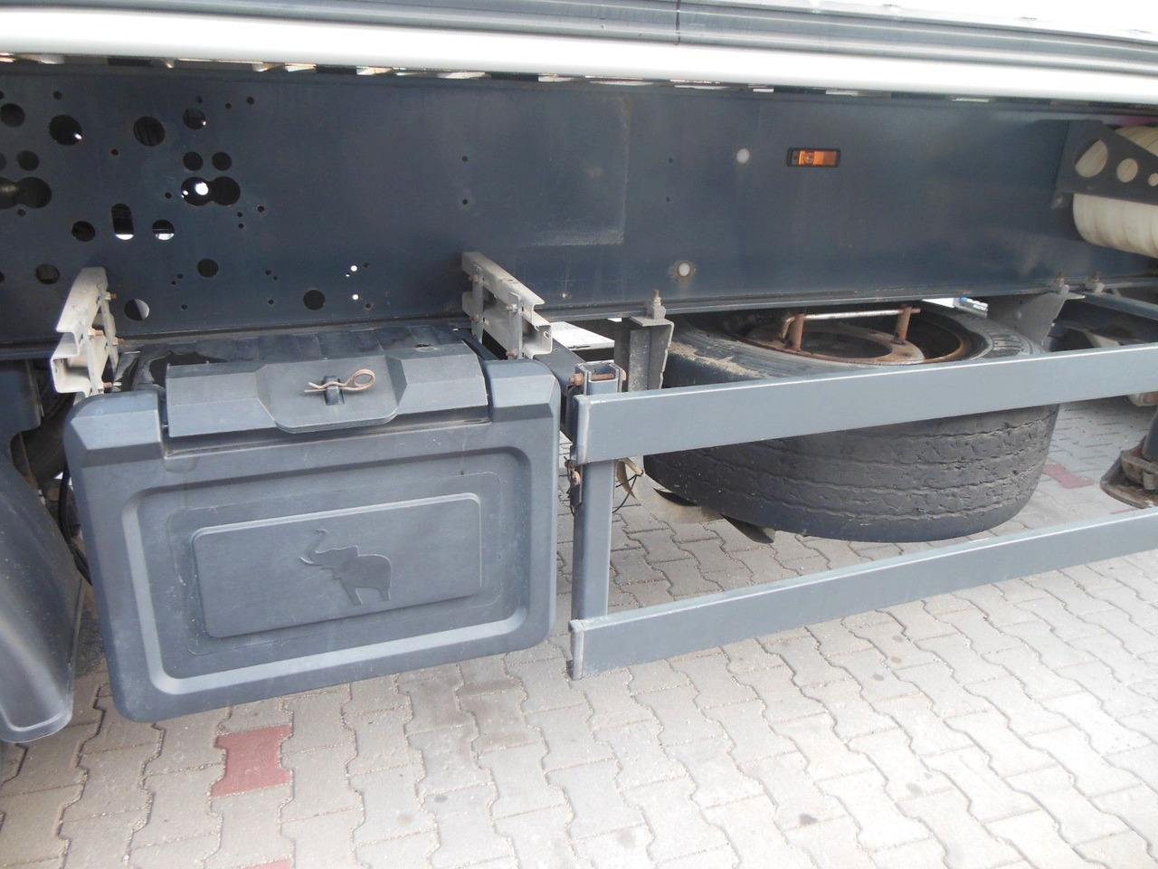 Tipper semi-trailer Schmitz Cargobull SKI 24, 51M3, ACHSEN 9 TONE, LIFT ACHSE: picture 13 Tipper semi-trailer Schmitz Cargobull SKI 24, 51M3, ACHSEN 9 TONE, LIFT ACHSE: picture 13