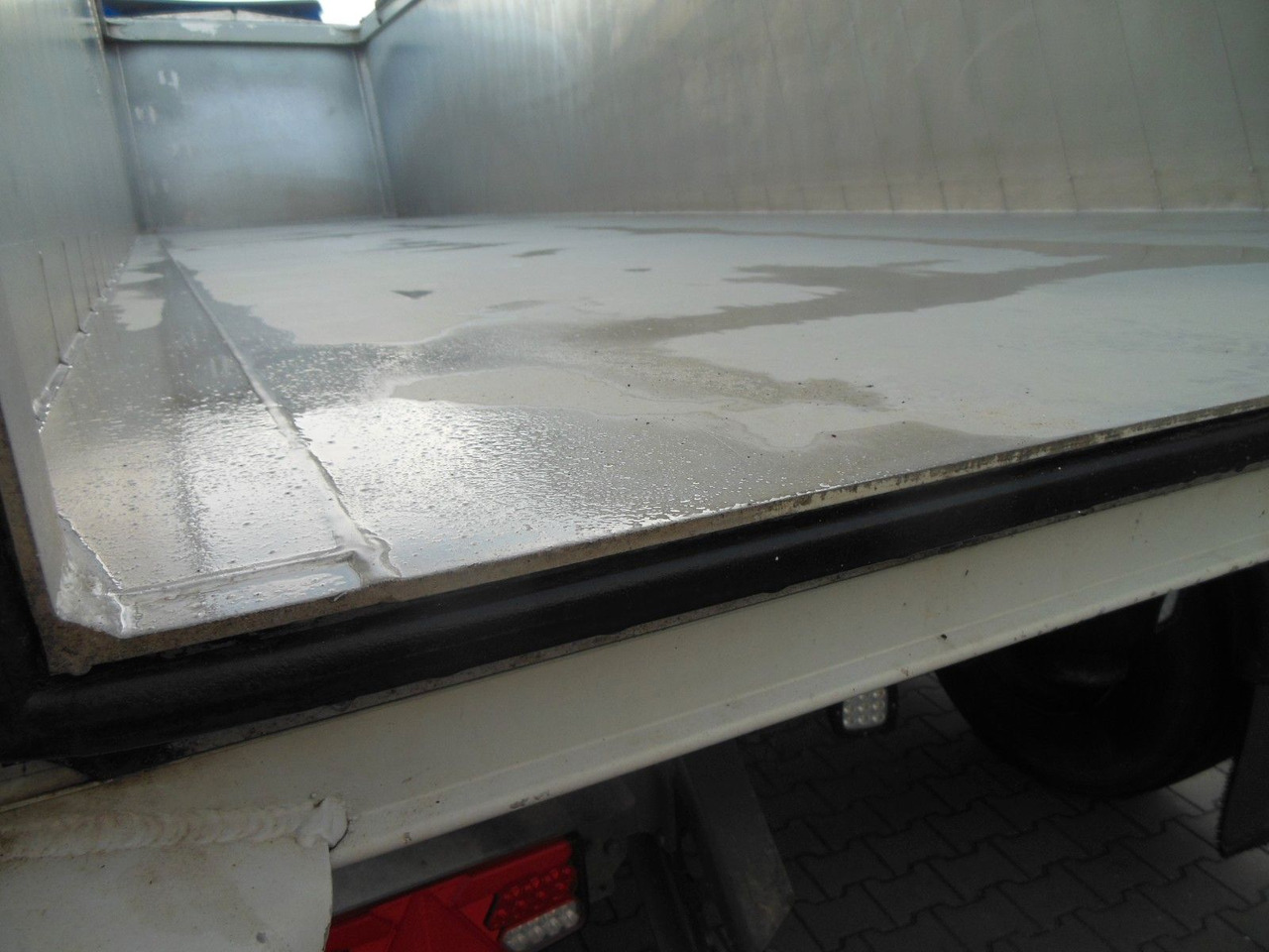 Tipper semi-trailer Schmitz Cargobull SKI 24, 51M3, ACHSEN 9 TONE, LIFT ACHSE: picture 17 Tipper semi-trailer Schmitz Cargobull SKI 24, 51M3, ACHSEN 9 TONE, LIFT ACHSE: picture 17