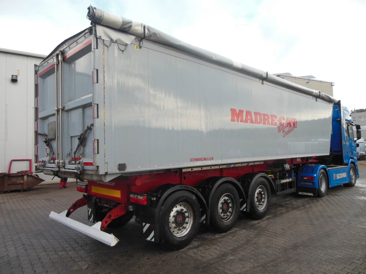 Schwarzmüller KIS 3/E, SAF, 49M3, ACHSEN 9 TONE, TOP - Tipper semi-trailer: picture 3 Schwarzmüller KIS 3/E, SAF, 49M3, ACHSEN 9 TONE, TOP - Tipper semi-trailer: picture 3