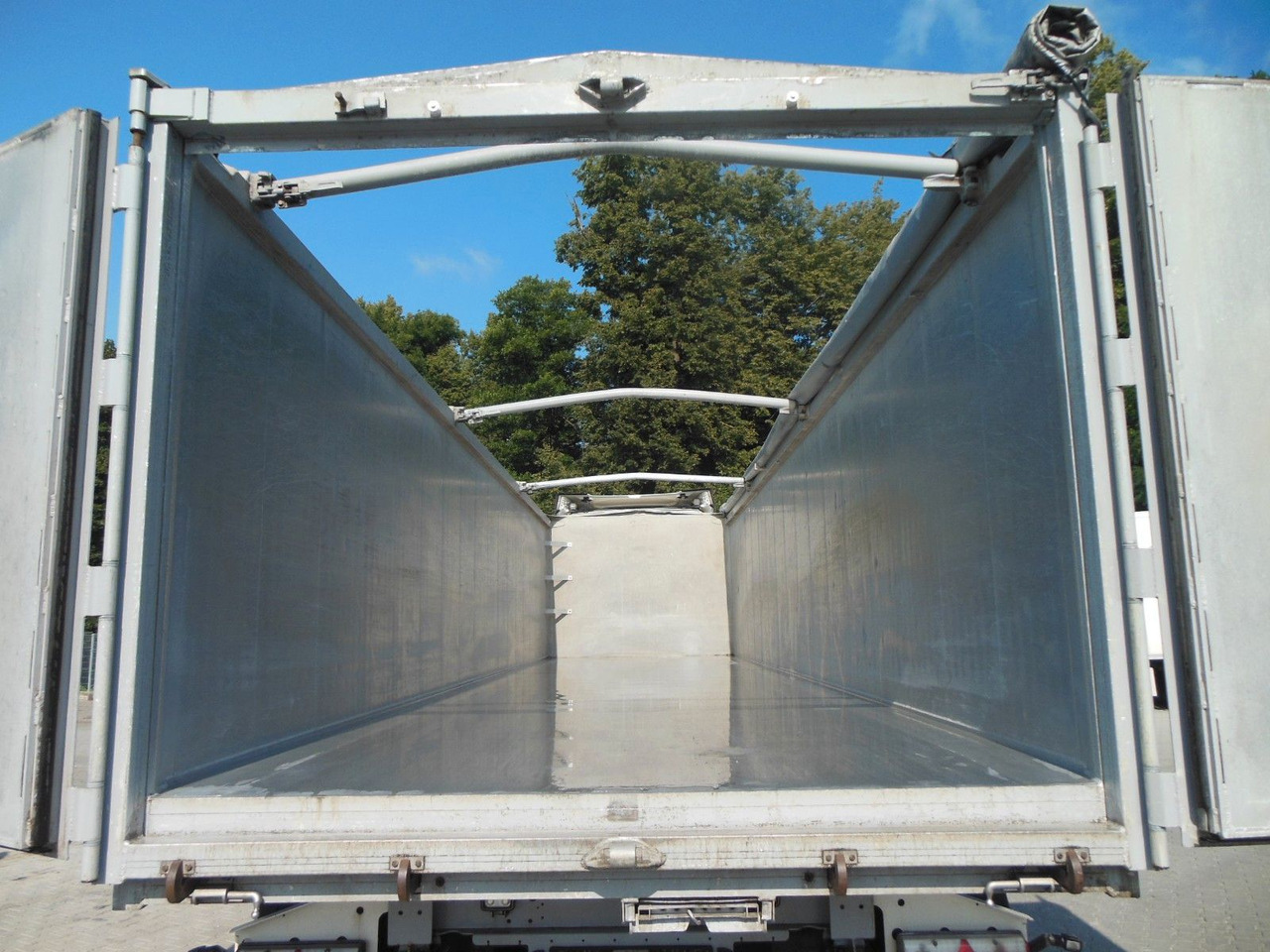 Tipper semi-trailer Stas S300CX, 49m3, ADR, 9 TONE ACHSEN,WIE NEUE-TOP!!!: picture 14 Tipper semi-trailer Stas S300CX, 49m3, ADR, 9 TONE ACHSEN,WIE NEUE-TOP!!!: picture 14