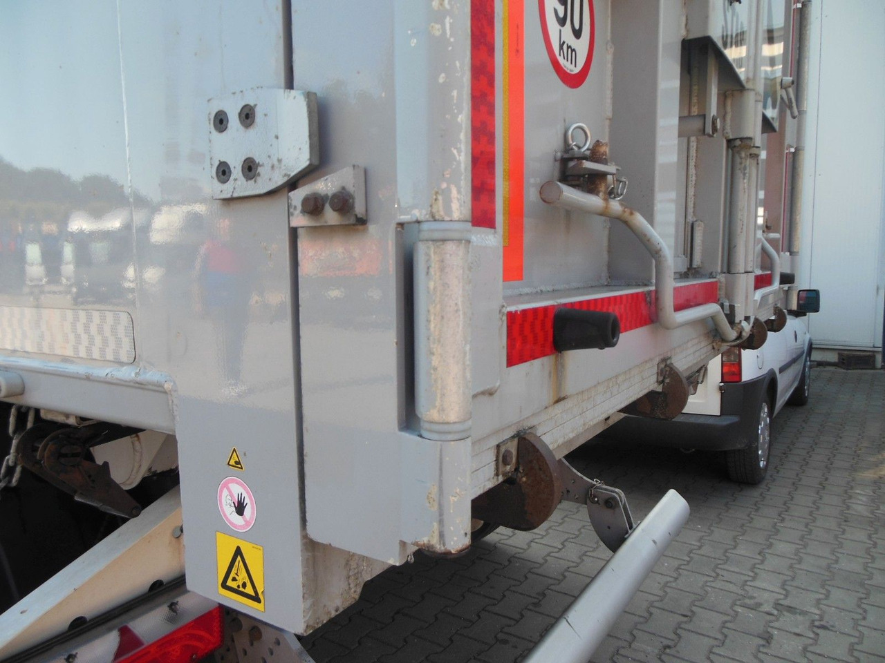 Tipper semi-trailer Stas S300CX, 49m3, ADR, 9 TONE ACHSEN,WIE NEUE-TOP!!!: picture 12 Tipper semi-trailer Stas S300CX, 49m3, ADR, 9 TONE ACHSEN,WIE NEUE-TOP!!!: picture 12