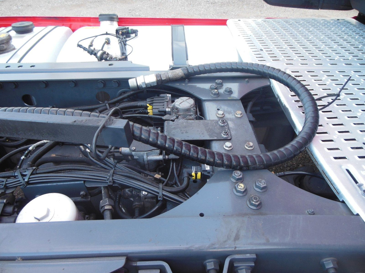 Tractor unit DAF XG 480, KIPPHYDRAULIK, STANDKLIMA, WIE NEUE!!!: picture 10