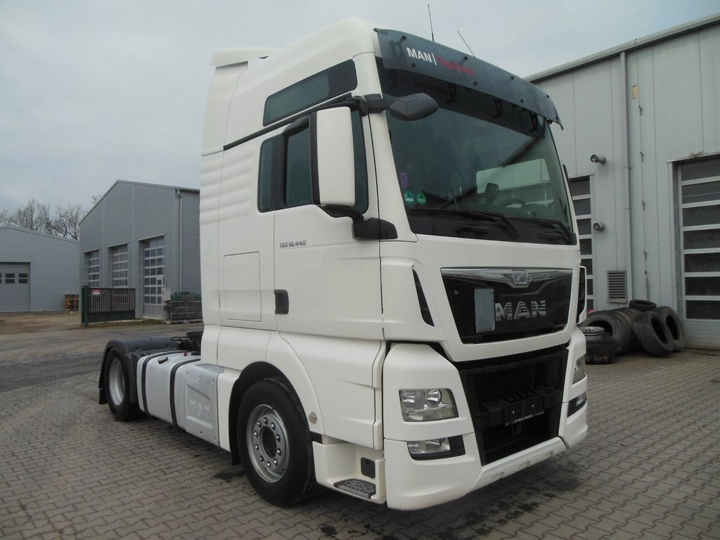 MAN TGX 18.440 BLS, INTARDER, AUTOMATIC, EURO 6 MAN TGX 18.440 BLS, INTARDER, AUTOMATIC, EURO 6 - Tractor unit: picture 2 MAN TGX 18.440 BLS, INTARDER, AUTOMATIC, EURO 6 MAN TGX 18.440 BLS, INTARDER, AUTOMATIC, EURO 6 - Tractor unit: picture 2