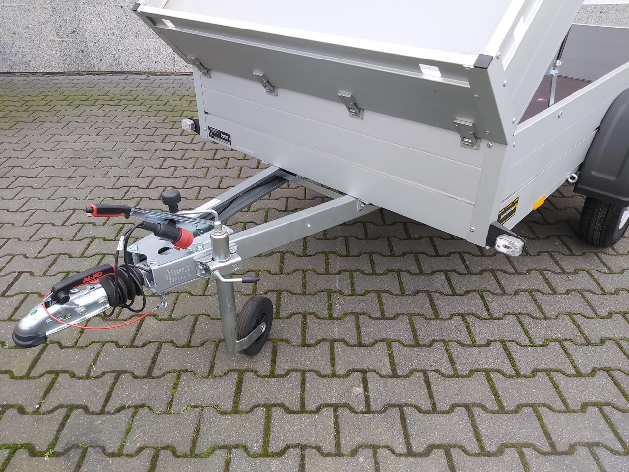 ALUBOXX Deckelanhänger GTB 750 HT 211x126x48 (XS) 750kg Winter Aktion - Car trailer: picture 3 ALUBOXX Deckelanhänger GTB 750 HT 211x126x48 (XS) 750kg Winter Aktion - Car trailer: picture 3