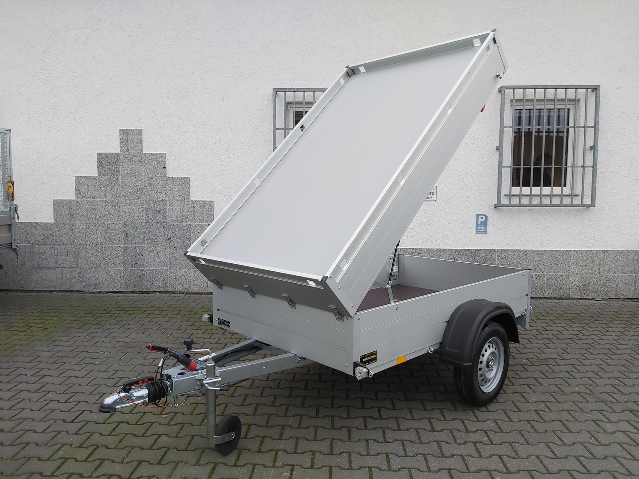 ALUBOXX Deckelanhänger GTB 750 HT 211x126x48 (XS) 750kg Winter Aktion - Car trailer: picture 4 ALUBOXX Deckelanhänger GTB 750 HT 211x126x48 (XS) 750kg Winter Aktion - Car trailer: picture 4