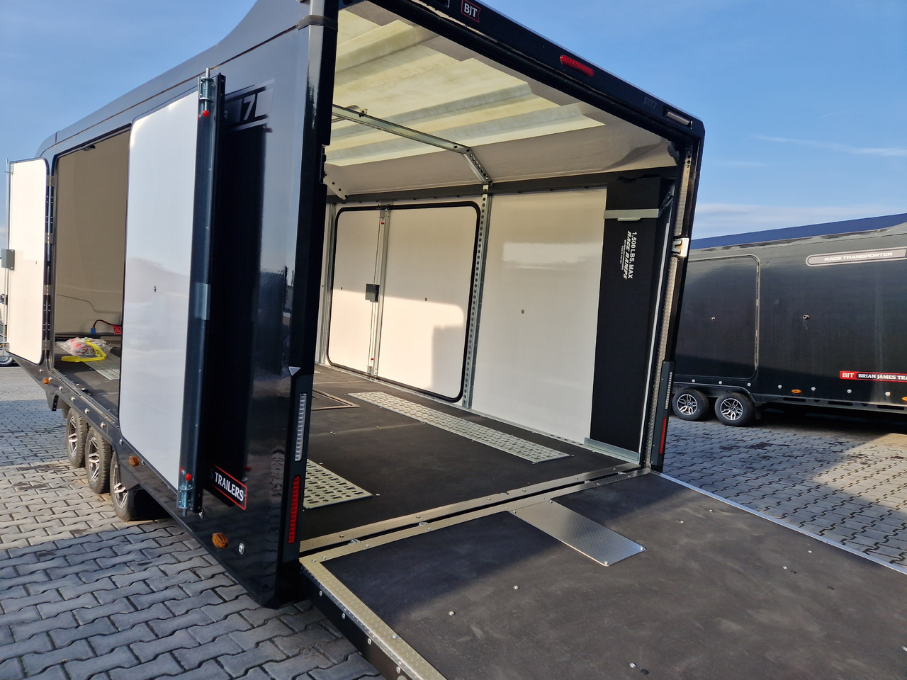 Autotransporter trailer BJT Race Transporter 7 397-5523-35-3-10-B 550x230 cm black RR Tridem Alufelgen 3500: picture 8