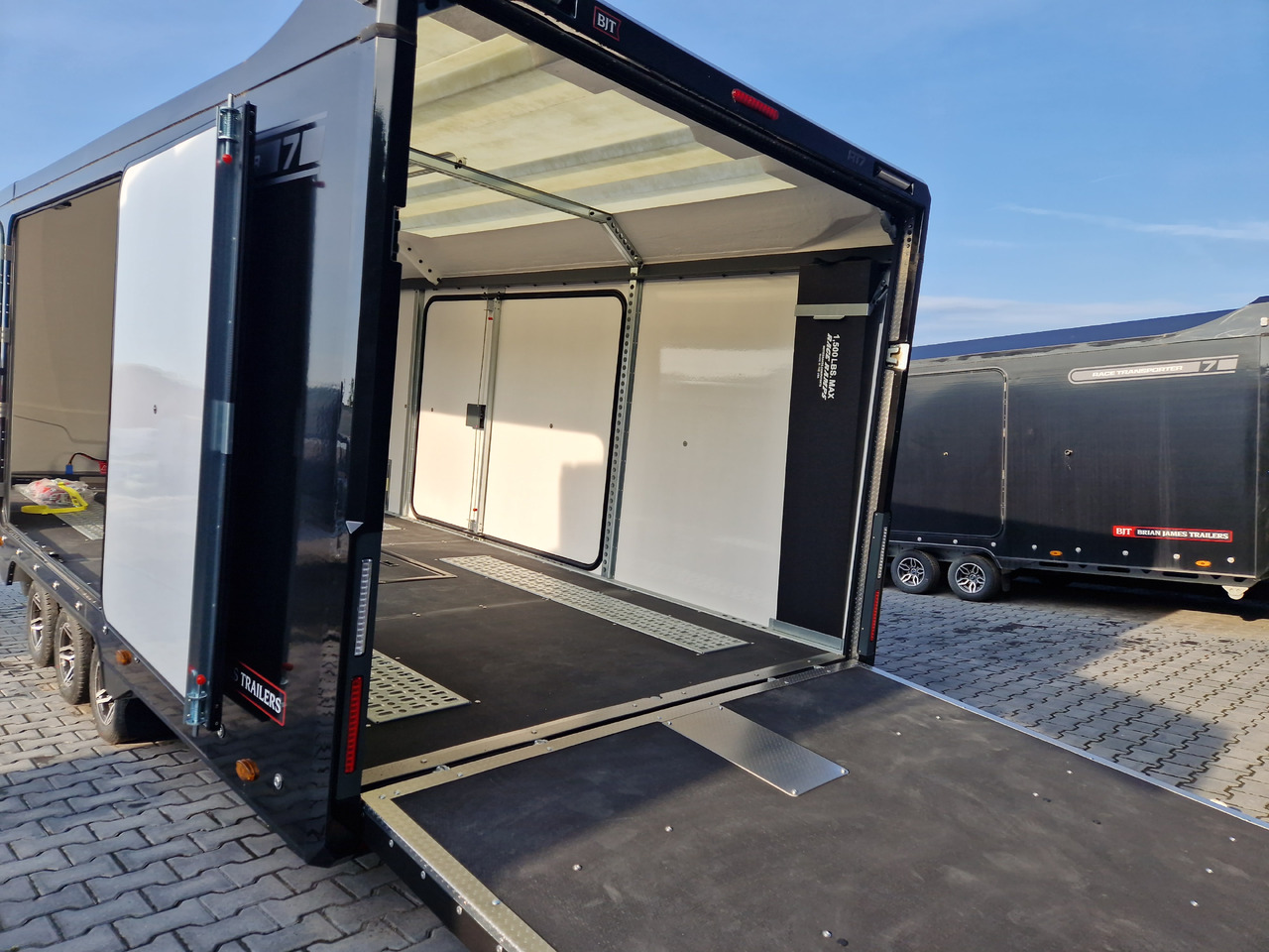 Autotransporter trailer BJT Race Transporter 7 397-5523-35-3-10-B 550x230 cm black RR Tridem Alufelgen 3500: picture 10