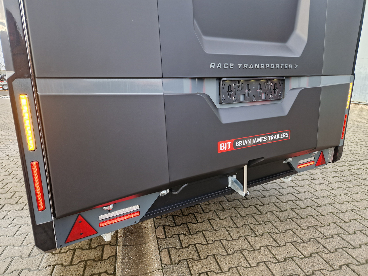 Autotransporter trailer BJT Race Transporter 7 397-6023-35-3-10-B 600x228x189cm black Alufelgen Tridem 3500kg: picture 9