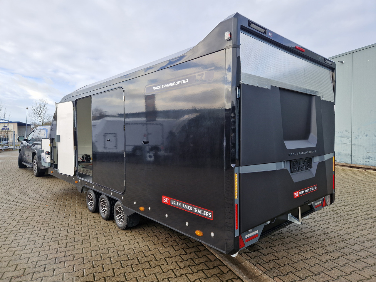 Autotransporter trailer BJT Race Transporter 7 397-6023-35-3-10-B 600x228x189cm black Alufelgen Tridem 3500kg: picture 6
