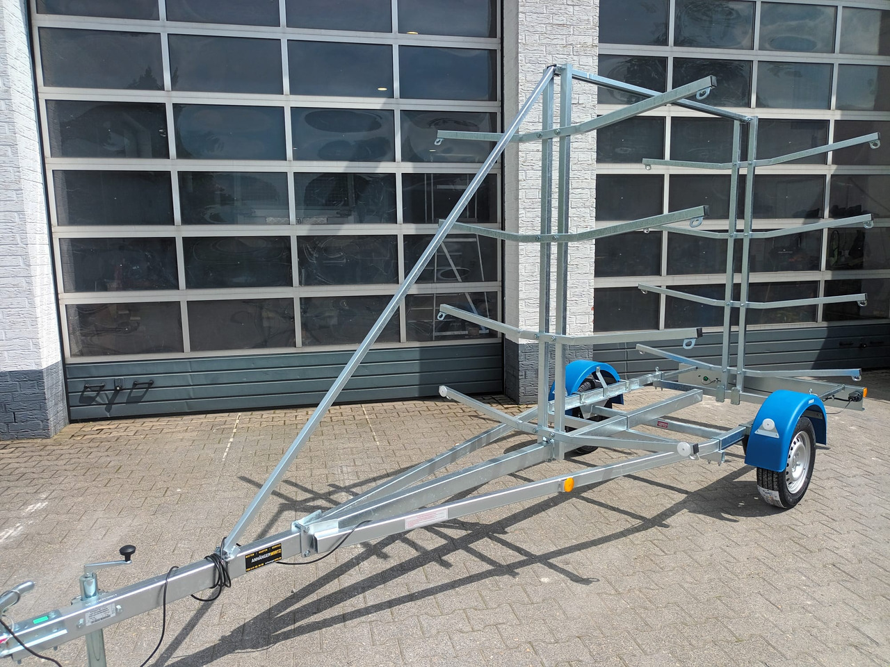 Bootsanhänger Boattrailer Neptun NAVY N7-17 KY Kanu Kajak SUP Board Gestell 750kg Modell 2024 - Boat trailer: picture 1 Bootsanhänger Boattrailer Neptun NAVY N7-17 KY Kanu Kajak SUP Board Gestell 750kg Modell 2024 - Boat trailer: picture 1