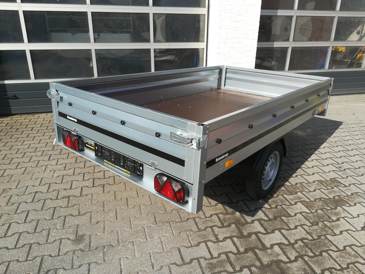 Car trailer Brenderup 3251 SUB 750 250x142x35cm (S) 750kg: picture 6