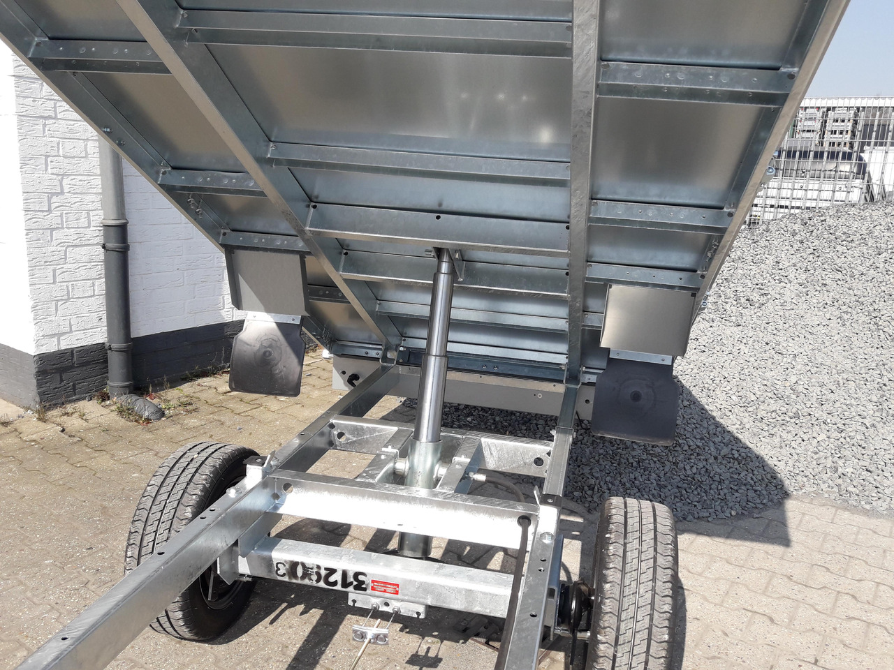 Brenderup Kipper BT 4260 SB 259x143x35cm Stahlwände Stahlboden (S) 1800kg - Tipper trailer: picture 2 Brenderup Kipper BT 4260 SB 259x143x35cm Stahlwände Stahlboden (S) 1800kg - Tipper trailer: picture 2