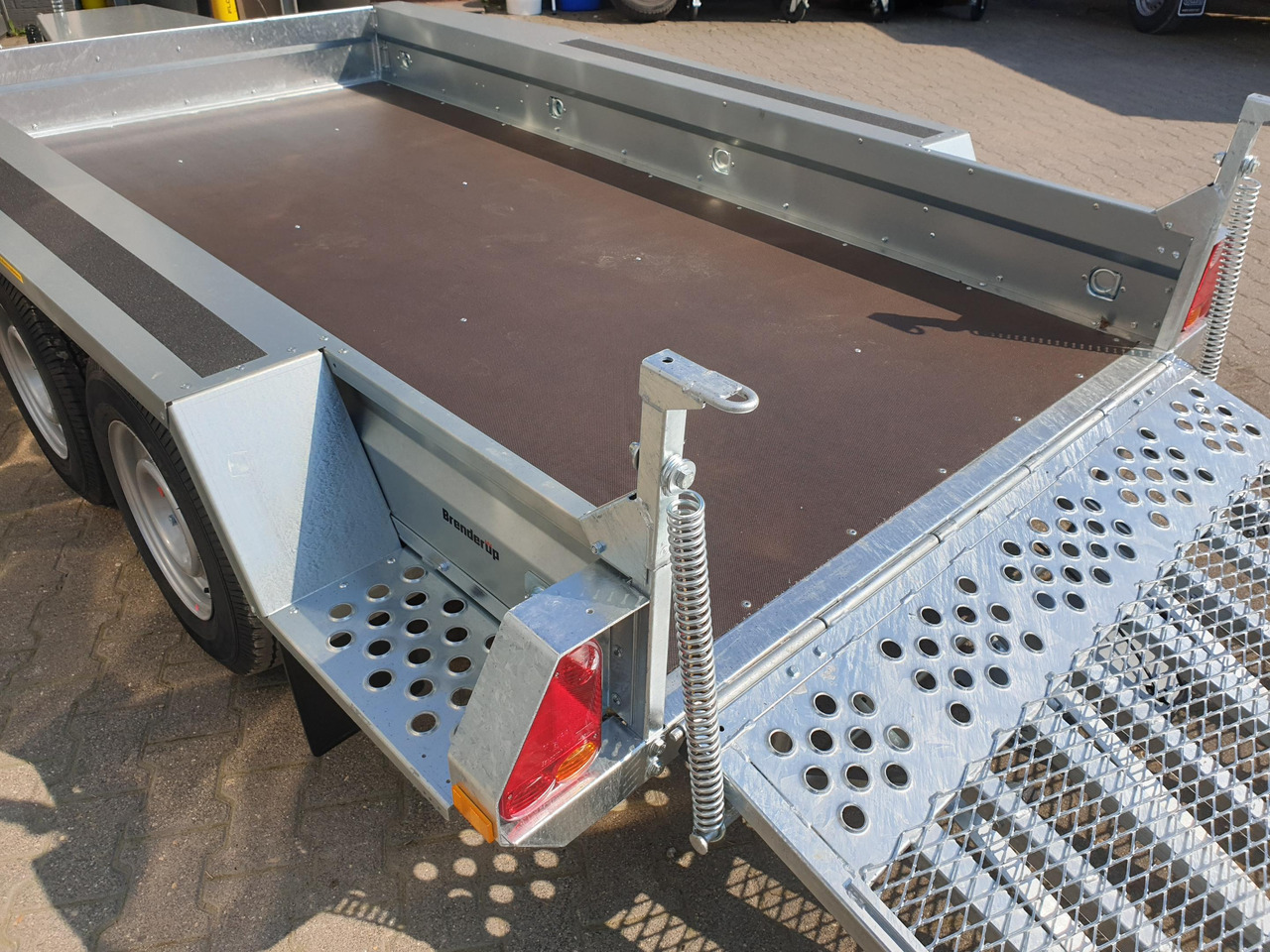 Plant trailer Brenderup Maschinentransporter MT 3080 308x152x27cm 3000kg Winter Online Aktion: picture 10 Plant trailer Brenderup Maschinentransporter MT 3080 308x152x27cm 3000kg Winter Online Aktion: picture 10