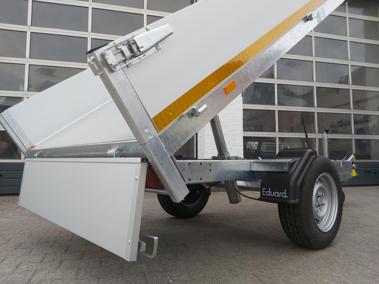 Tipper trailer Heck Kipper 260x150x30cm Lfh: 72cm (S) 1500kg: picture 12 Tipper trailer Heck Kipper 260x150x30cm Lfh: 72cm (S) 1500kg: picture 12
