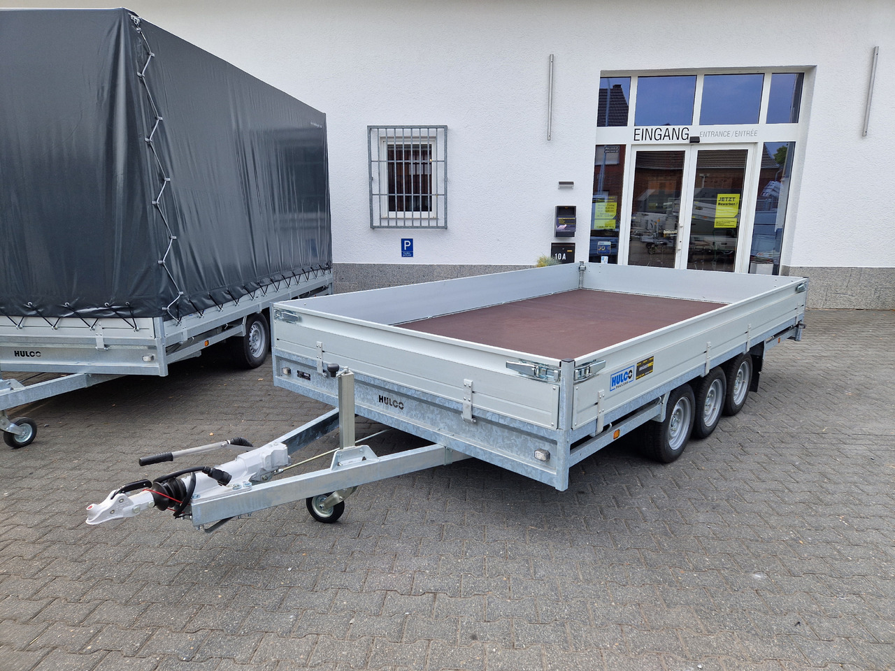 MEDAX - 3 3500 405x223x30cm Tridem 12" niedrig Fahrwerk (XL) 3500kg - Dropside/ Flatbed trailer: picture 1 MEDAX - 3 3500 405x223x30cm Tridem 12" niedrig Fahrwerk (XL) 3500kg - Dropside/ Flatbed trailer: picture 1