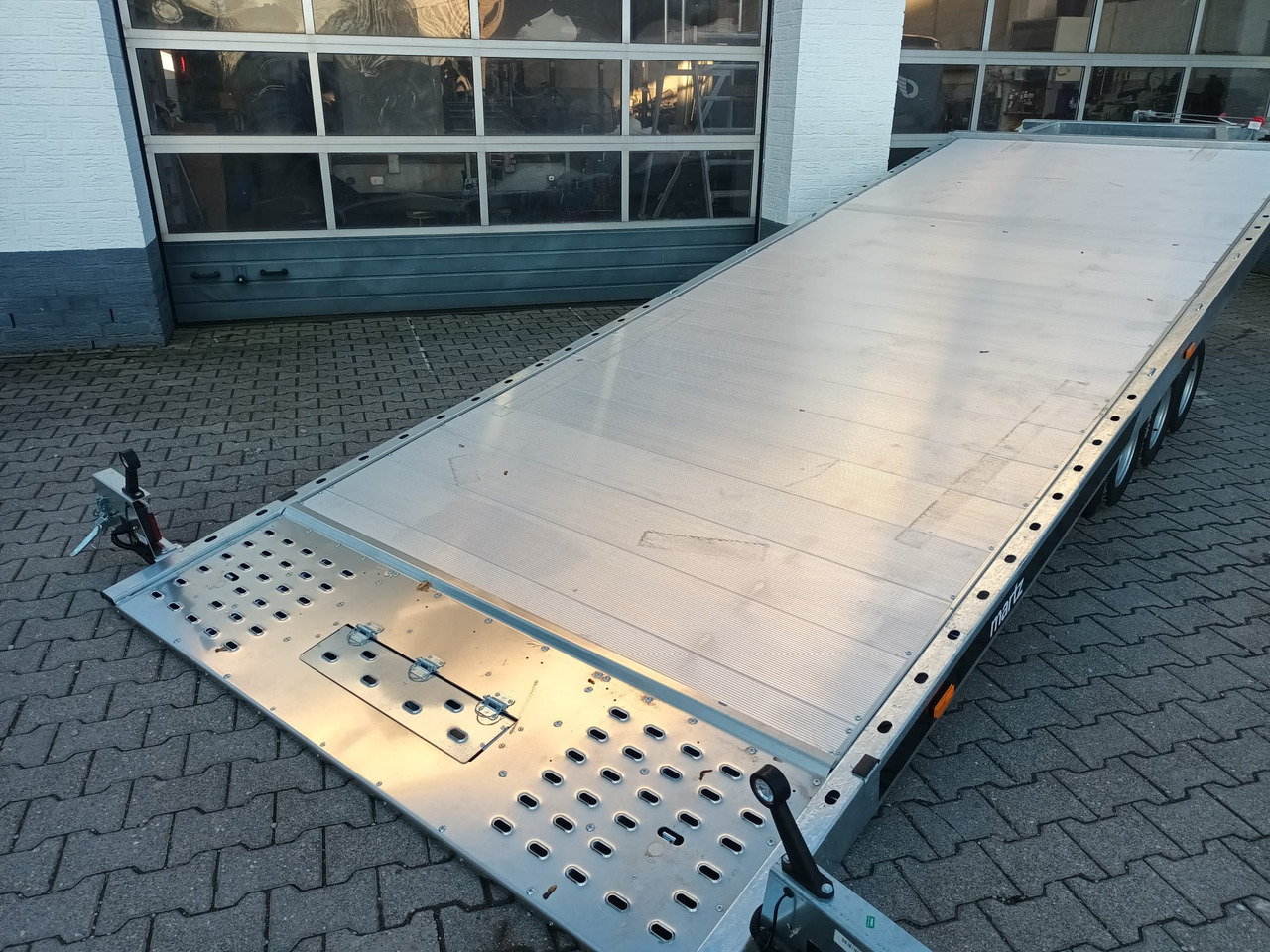 Martz Cartrailer GT KIPP 580/3 3,5T 580x215cm Profi Aluboden Winde Tridem 10" 3500kg 100 km/H - Autotransporter trailer: picture 5 Martz Cartrailer GT KIPP 580/3 3,5T 580x215cm Profi Aluboden Winde Tridem 10" 3500kg 100 km/H - Autotransporter trailer: picture 5