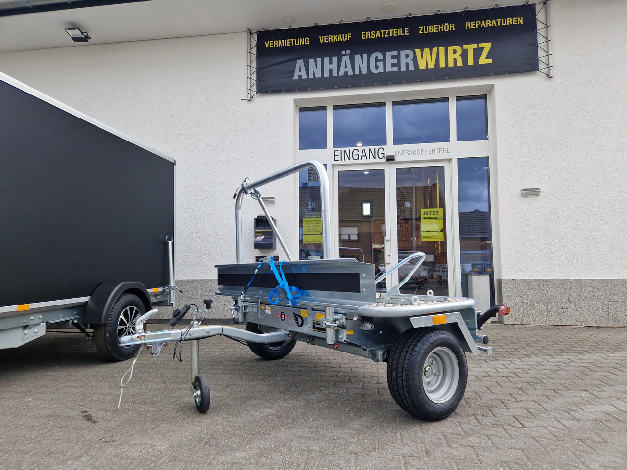 Motorradanhänger Roadster Motocamp 1 quer 200x80cm 750kg 100km/H - Motorcycle trailer: picture 1 Motorradanhänger Roadster Motocamp 1 quer 200x80cm 750kg 100km/H - Motorcycle trailer: picture 1