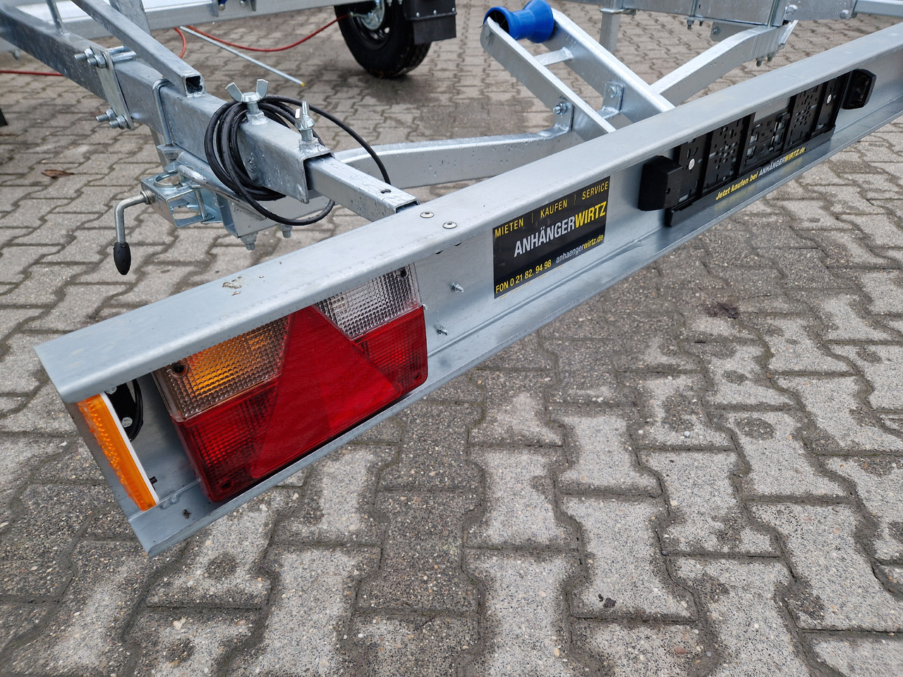 Boat trailer Neptun Bootstrailer Navy GN 231 1300 mit Winde 1300kg Modell 2024: picture 14 Boat trailer Neptun Bootstrailer Navy GN 231 1300 mit Winde 1300kg Modell 2024: picture 14