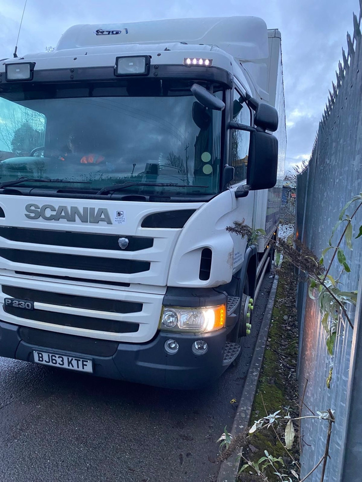 Scania P230 4x2 - Box van: picture 2 Scania P230 4x2 - Box van: picture 2