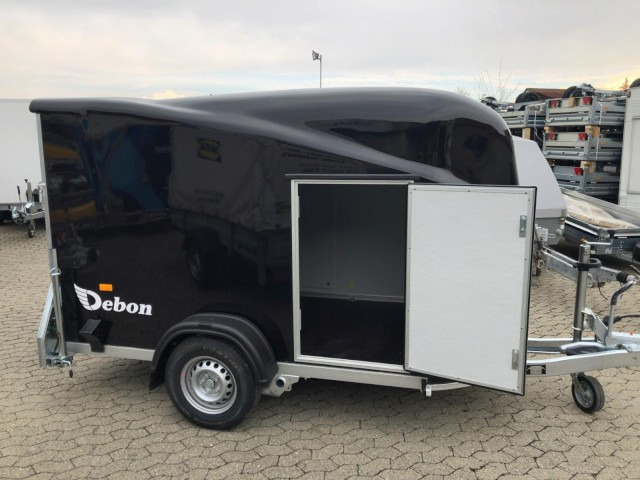 Cheval Liberte Debon Cargo 2 Poly + Türe schwarz Aluräder 1300 kg, 100 km/h, 300x155x168cm - Closed box trailer: picture 3 Cheval Liberte Debon Cargo 2 Poly + Türe schwarz Aluräder 1300 kg, 100 km/h, 300x155x168cm - Closed box trailer: picture 3