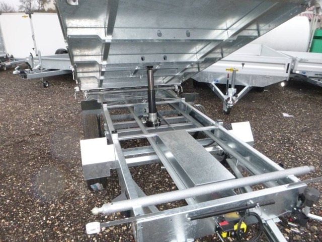 Humbaur 3-Seitenkipper HTK 3000.31 Alu, mit Laubgitteraufsatz, 3140 x 1750 x 350 mm, 3,0 to. - Tipper trailer: picture 4 Humbaur 3-Seitenkipper HTK 3000.31 Alu, mit Laubgitteraufsatz, 3140 x 1750 x 350 mm, 3,0 to. - Tipper trailer: picture 4