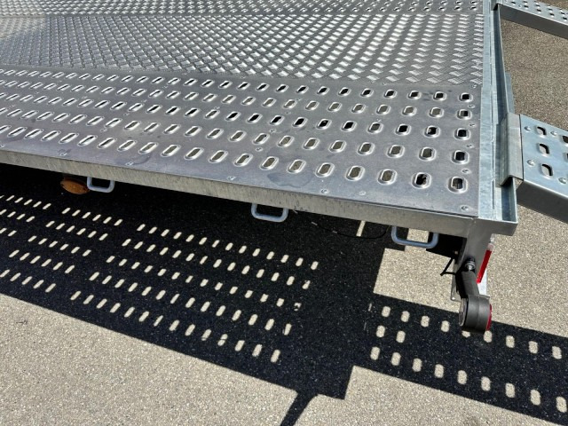Niewiadow BR3 14A 35A35V, 9000 x 2100 mm, 3,5 to. - Autotransporter trailer: picture 4 Niewiadow BR3 14A 35A35V, 9000 x 2100 mm, 3,5 to. - Autotransporter trailer: picture 4